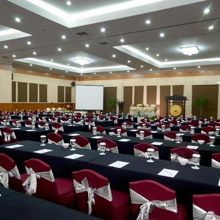 Grand Cempaka Business Hotel Jakarta Eksteriør bilde