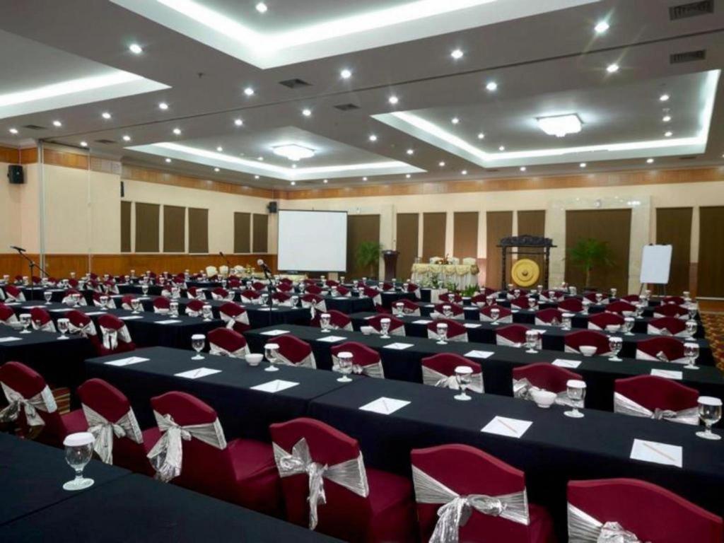 Grand Cempaka Business Hotel Jakarta Eksteriør bilde